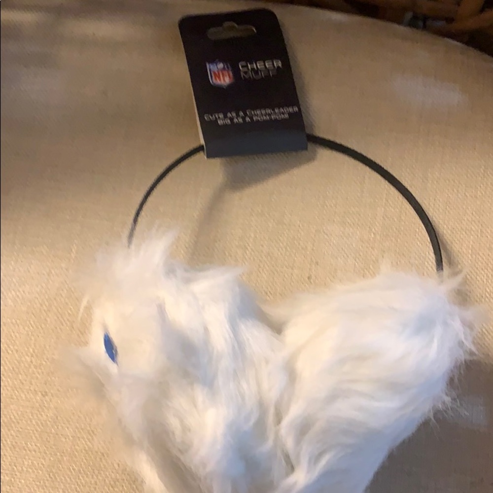 New Colts Cheer Muff s PomPom Faux Fur NWT